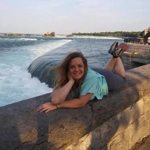 Meet your Posher, Amy